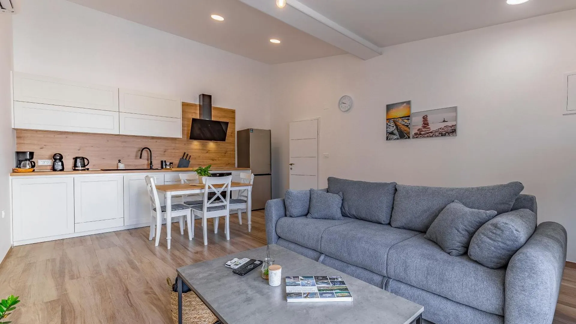Apartman Oscar ميدولين